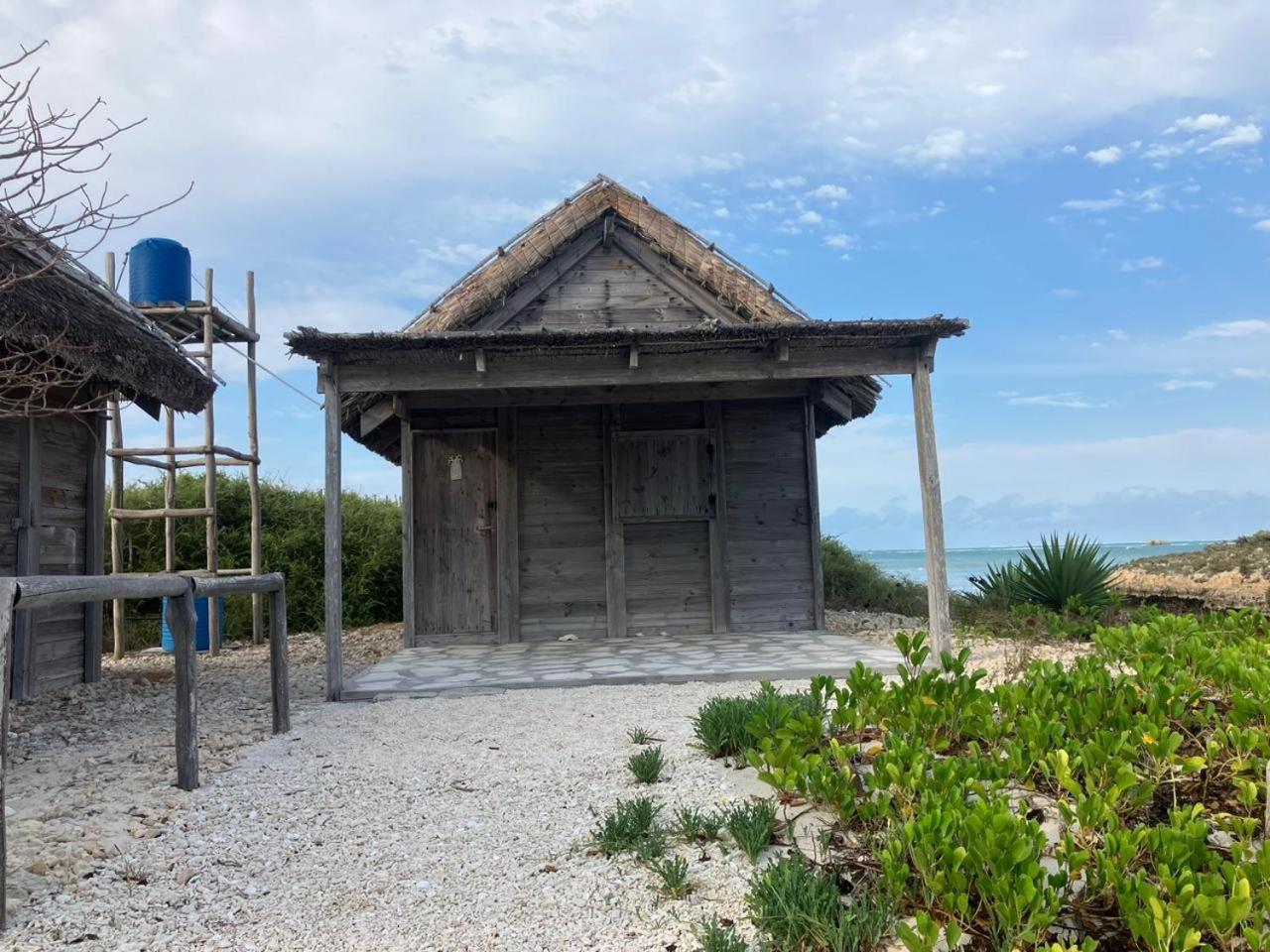 AndavadoakaVazaha Vezo住宿加早餐旅馆 外观 照片